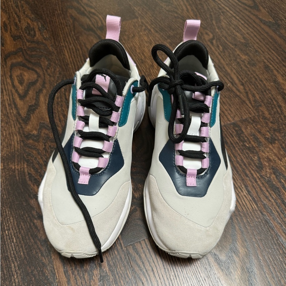 Puma Thunder Rive Gauche Womens
Synthetic Lace Up Trainers 369452 01 - Picture 4 of 16